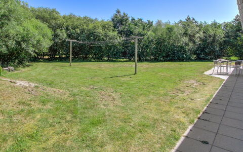 Andine - 1.2Km from the Sea: Shrub, Urban Design, Groundcover, Brick, Apartment, Estate, Brickwork, Balcony, Landscaping