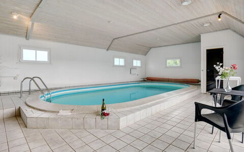 Madalena - 2.8Km from the Sea: Furniture, Interior Design, Chair, Flooring, Table, Resort, Floor, Ceiling, Room, Eco Hotel