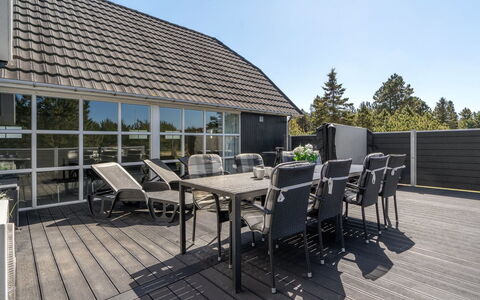 Madalena - 2.8Km from the Sea: Furniture, Interior Design, Chair, Flooring, Table, Resort, Floor, Ceiling, Room, Eco Hotel
