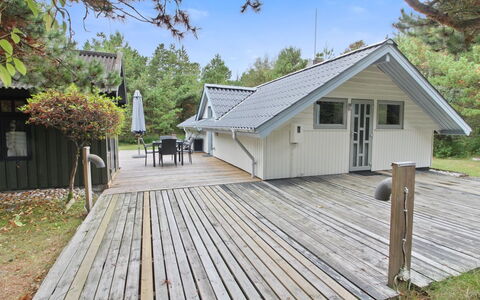 Lenia - 1Km from the Sea: 