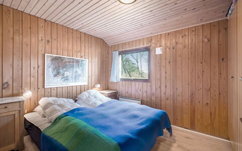 Tove - 1.5Km from the Sea: Bedroom, Bed, Wood, Interior Design, Ceiling, Bed Sheet, Bedding, Floor, Room, Flooring