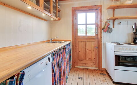 Jon - 400M from the Sea: Roof, Land Lot, Cottage, Home, Rural Area, Shed, Siding, Garden Buildings, Log Cabin, Hut