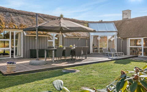 Ansine - 1.2Km from the Sea: Cottage, Shed, Hut, Farmhouse, Prairie, Shack, Barn, Log Cabin, Garden Buildings