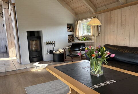 Ansine - 1.2Km from the Sea: Furniture, Flooring, Interior Design, Floor, Wood, Wood Flooring, Ceiling, Living Room, Lighting, Room