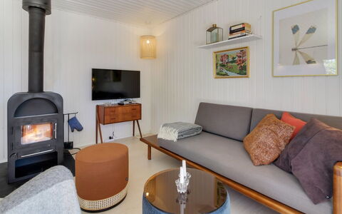 Aulikki - 900M from the Sea: 