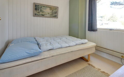 Aulikki - 900M from the Sea: 