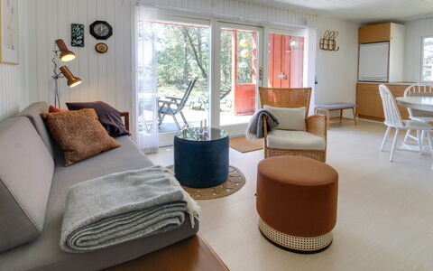 Aulikki - 900M from the Sea: Grass, House, Roof, Home, Cottage, Shrub, Land Lot, Rural Area, Farmhouse, Groundcover