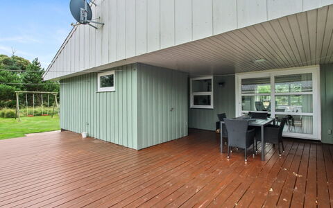 Livia - 900M from the Sea: Roof, Land Lot, Cottage, Home, Rural Area, Shed, Siding, Garden Buildings, Log Cabin, Hut