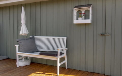 Livia - 900M from the Sea: Wood, Wood Stain, Plank, Hardwood, Cottage, Deck, Siding, Shade, Wood Flooring, Garden Buildings