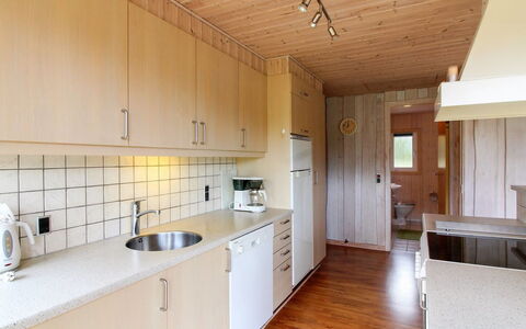 Juste - 2.2Km from the Sea: Kitchen, Countertop, Flooring, Interior Design, Floor, Wood, Sink, Kitchen Appliance, Plumbing Fixture, Cabinetry