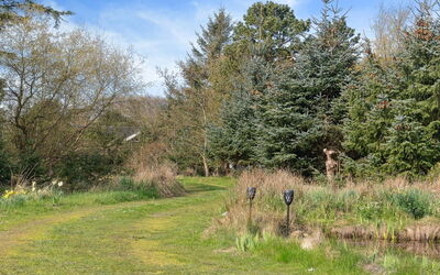 Sune - 500M from the Sea