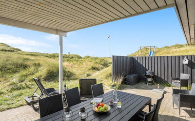 Geesche - 200M from the Sea