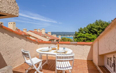 Accommodation:&nbsp;Château de la Madrague 600.8