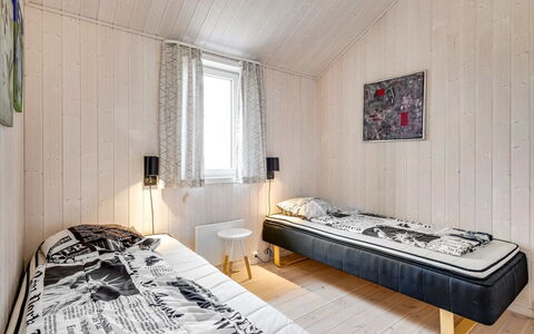 Mara - from the Sea: Bedroom, Wood, Bed, Floor, Bed Sheet, Bedding, Flooring, Ceiling, Interior Design, Home