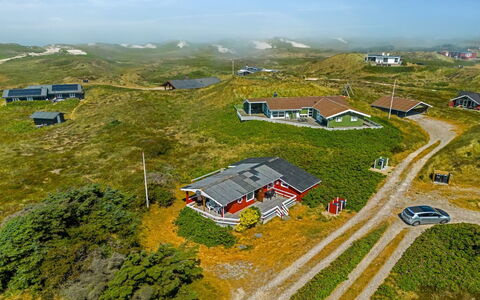 Heidel - from the Sea: Roof, Land Lot, Cottage, Home, Rural Area, Shed, Siding, Garden Buildings, Log Cabin, Hut