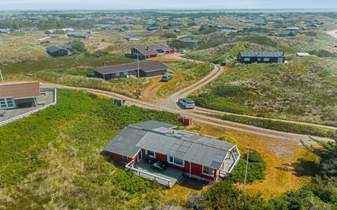 Heidel - from the Sea: Roof, Land Lot, Cottage, Home, Rural Area, Shed, Siding, Garden Buildings, Log Cabin, Hut