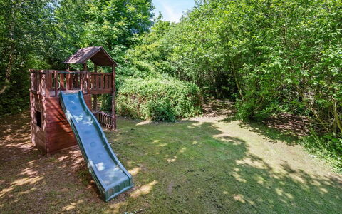 Sanni - 1.6Km from the Sea: Playground Slide, Wood, Garden, Outdoor Play Equipment, Shade, Chute, Playground, Park, Backyard, Yard