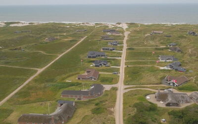 Hinrich - 300M from the Sea