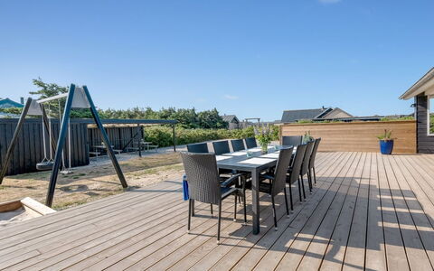 Hillevi - 200M from the Sea: Furniture, Interior Design, Chair, Flooring, Table, Resort, Floor, Ceiling, Room, Eco Hotel