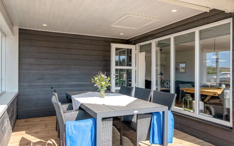 Hillevi - 200M from the Sea: Furniture, Interior Design, Chair, Flooring, Table, Resort, Floor, Ceiling, Room, Eco Hotel