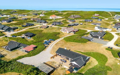 Hillevi - 200M from the Sea