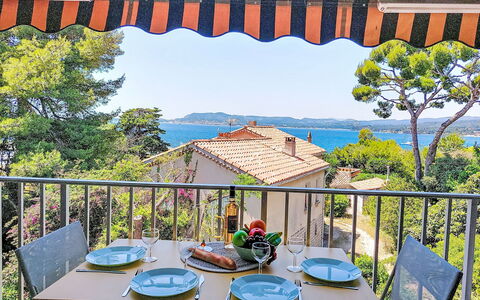 Accommodation:&nbsp;Les Aigues Marines 800.76