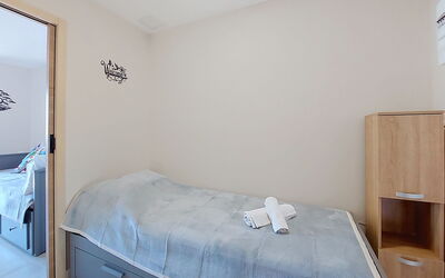 Accommodation:&nbsp;Les Aigues Marines 800.77