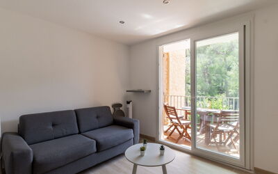 Accommodation:&nbsp;Les Aigues Marines 800.63