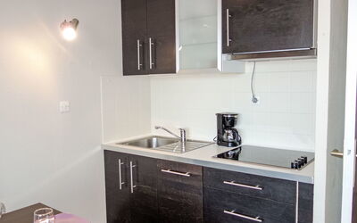 Accommodation:&nbsp;Les Aigues Marines 800.62