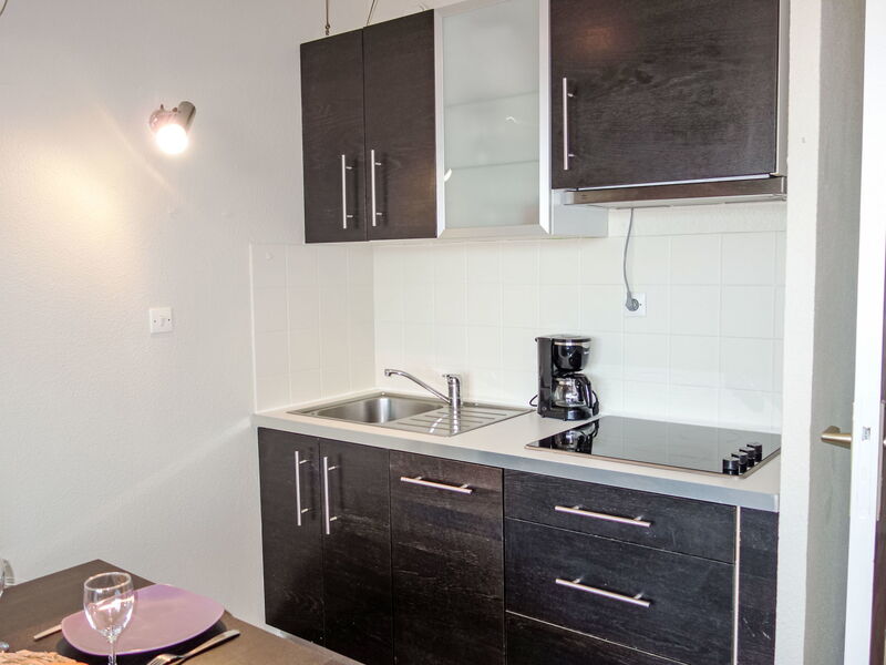 Accommodation:&nbsp;Les Aigues Marines 800.62