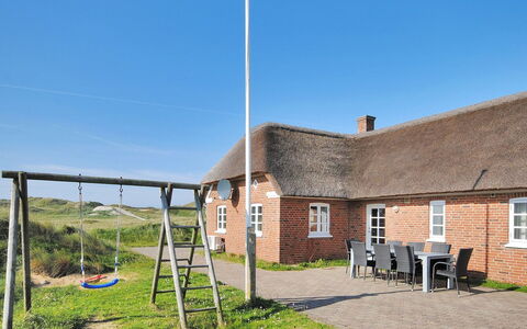 Skuli - 200M from the Sea: Cottage, Shed, Hut, Farmhouse, Prairie, Shack, Barn, Log Cabin, Garden Buildings