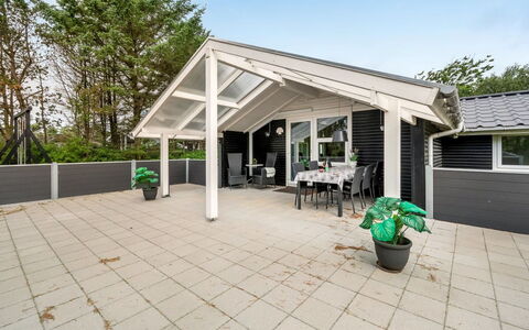 Penka - 550M to the Fjord: Roof, Land Lot, Cottage, Home, Rural Area, Shed, Siding, Garden Buildings, Log Cabin, Hut