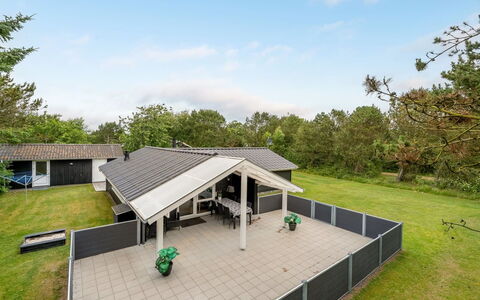 Penka - 550M to the Fjord: Roof, Land Lot, Cottage, Home, Rural Area, Shed, Siding, Garden Buildings, Log Cabin, Hut