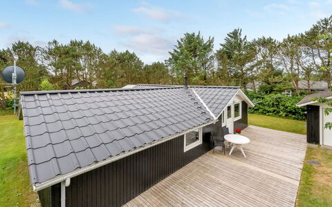 Penka - 550M to the Fjord: Roof, Land Lot, Cottage, Home, Rural Area, Shed, Siding, Garden Buildings, Log Cabin, Hut