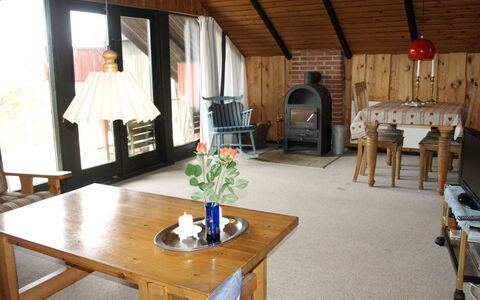 Elsine - 800M from the Sea: Home, Cottage, Porch, Hardwood, Siding, Deck, Shade, Plank, Estate, Garden Buildings