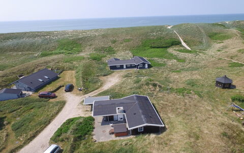 Assa - from the Sea: Building, House, Wood, Home, Roof, Cottage, Residential Area, Shrub, Architecture