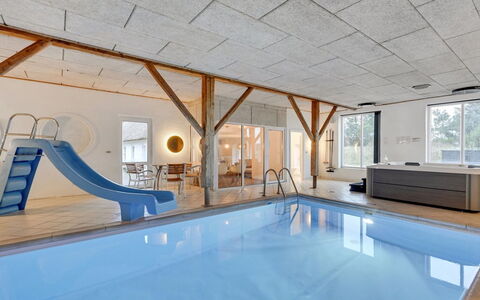 Cornelius - 900M from the Sea: House, Home, Residential Area, Roof, Cottage, Land Lot, Estate, Yard, Garden, Siding
