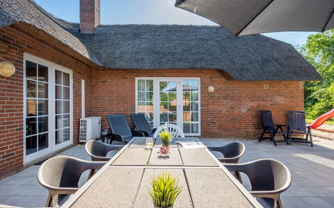 Thana - 1.4Km from the Sea: Roof, House, Home, Cottage, Siding, Estate, Driveway, Garden Buildings, Yard, Shed