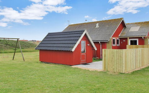 Beatrice - 150M from the Sea: Cottage, Shed, Hut, Farmhouse, Prairie, Shack, Barn, Log Cabin, Garden Buildings