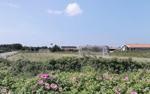 Elfrun - 250M from the Sea: House, Roof, Home, Cottage, Shed, Garden Buildings, Siding, Yard, Log Cabin, Hut