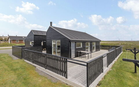 Damaskin - 300M from the Sea: Cottage, Shed, Hut, Farmhouse, Prairie, Shack, Barn, Log Cabin, Garden Buildings