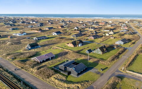 Damaskin - 300M from the Sea: Cottage, Shed, Hut, Farmhouse, Prairie, Shack, Barn, Log Cabin, Garden Buildings