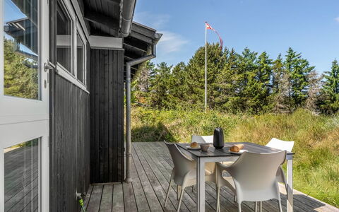 Resi - 400M from the Sea: Wood, Land Lot, Hardwood, Plank, Porch, Deck, Cottage, Chair, Shade, Wood Stain