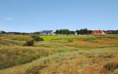 Melanie - 950M from the Sea: Cottage, Shed, Hut, Farmhouse, Prairie, Shack, Barn, Log Cabin, Garden Buildings