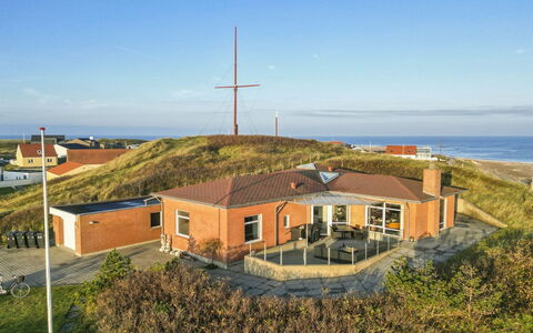 Fris - 100M from the Sea: Cottage, Shed, Hut, Farmhouse, Prairie, Shack, Barn, Log Cabin, Garden Buildings