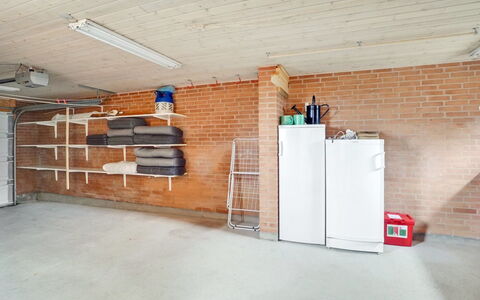 Fris - 100M from the Sea: Cottage, Shed, Hut, Farmhouse, Prairie, Shack, Barn, Log Cabin, Garden Buildings