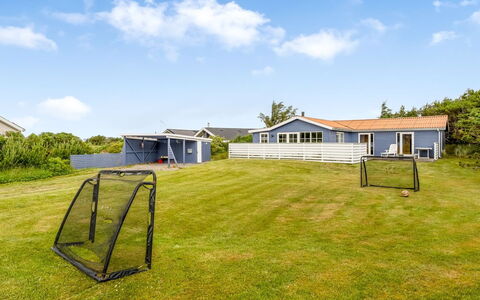 Kanerva - 350M from the Sea: Wood, Home, Porch, Deck, Hardwood, Roof, Wood Stain, Wood Flooring, Eco Hotel
