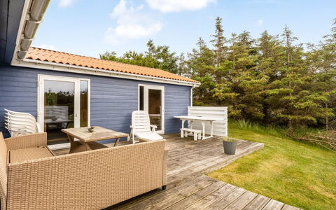 Kanerva - 350M from the Sea: Wood, Home, Porch, Deck, Hardwood, Roof, Wood Stain, Wood Flooring, Eco Hotel