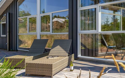 Felizia - 2.5Km from the Sea: Wood, Porch, Shade, Chair, Hardwood, Siding, Natural Material, Outdoor Furniture, Garden Buildings, Deck