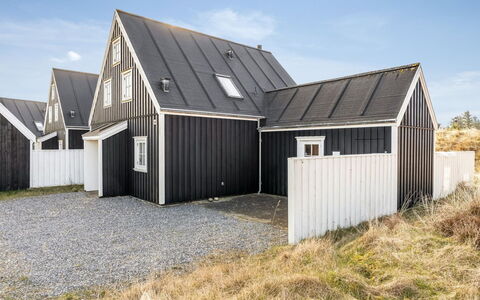 Stine - 1Km from the Sea: Home, Residential Area, House, Cottage, Roof, Land Lot, Siding, Garden, Estate, Lawn
